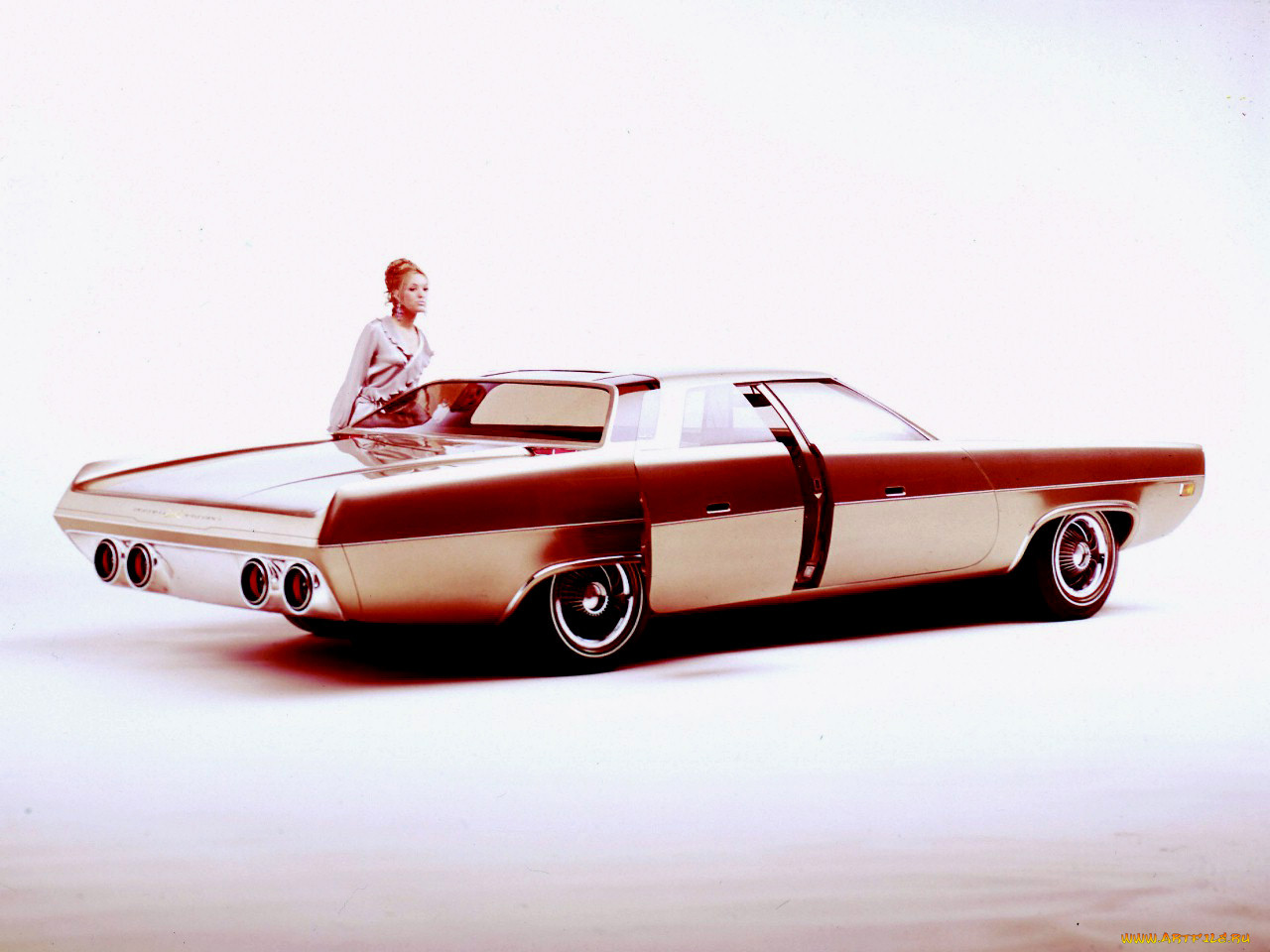 Американские прототипы. Chrysler 70x Concept. 1969 Chrysler Concept 70x. Крайслер Concept 70х. Chrysler 70.